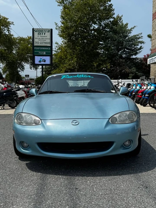 2001 Mazda NB MX-5 Miata - Image 3 of 19