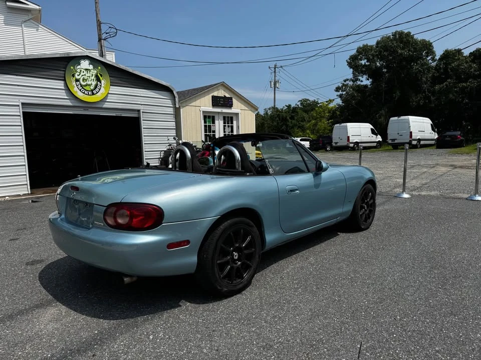 2001 Mazda NB MX-5 Miata - Image 15 of 19