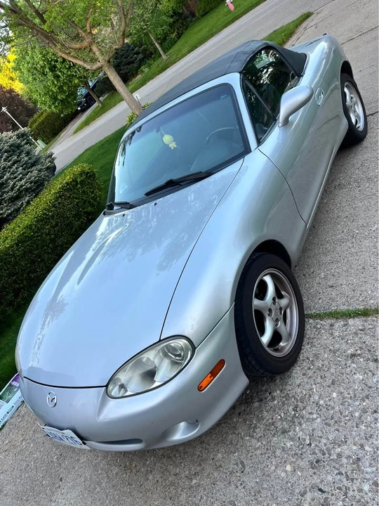 2001 Mazda NB MX-5 Miata - Image 2 of 7