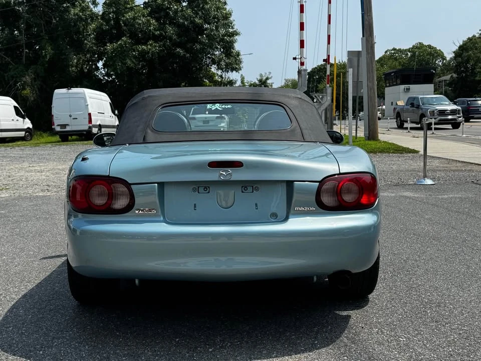 2001 Mazda NB MX-5 Miata - Image 4 of 19