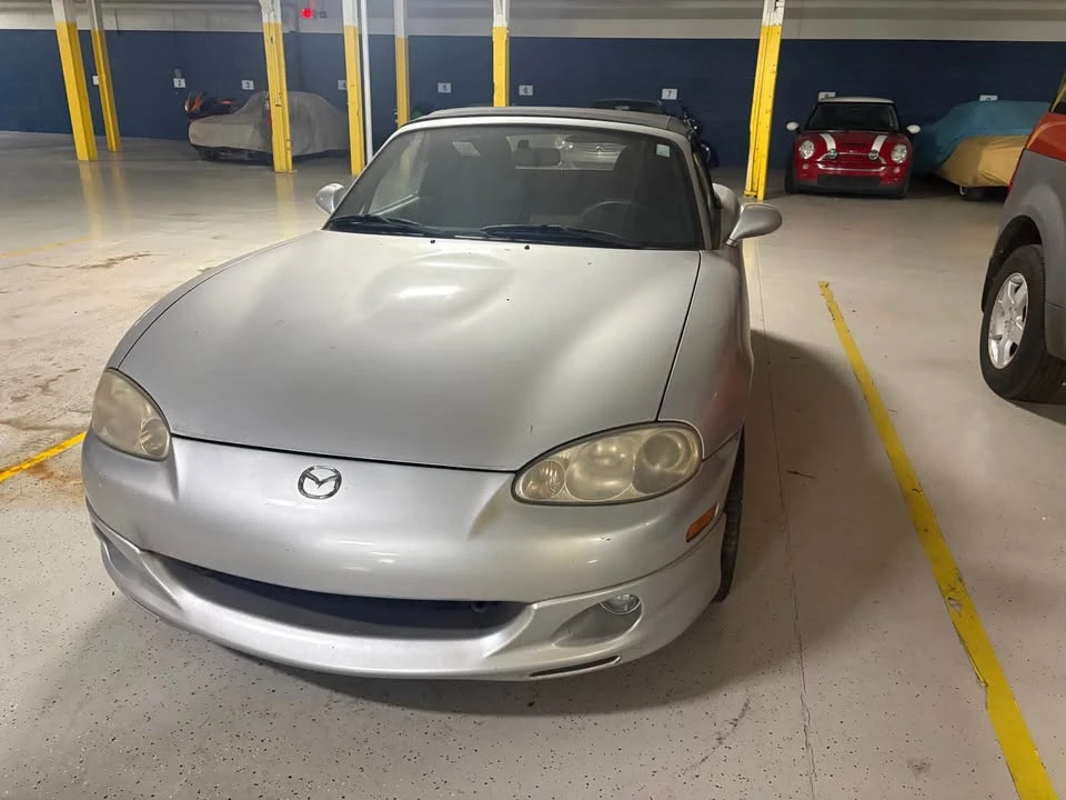 2001 Mazda NB MX-5 Miata - Image 4 of 6