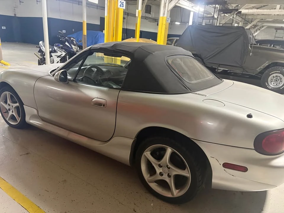 2001 Mazda NB MX-5 Miata - Image 2 of 6