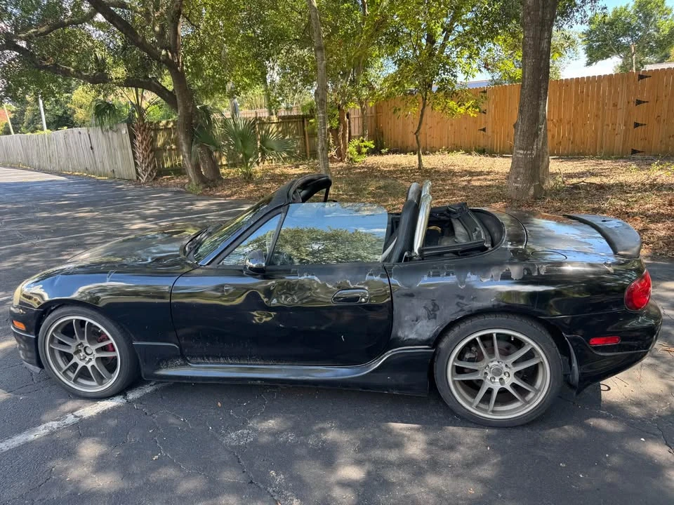 2001 Mazda NB MX-5 Miata - Image 4 of 8