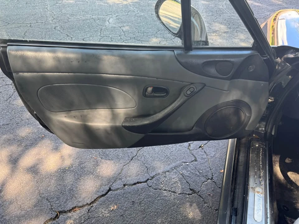 2001 Mazda NB MX-5 Miata - Image 7 of 8