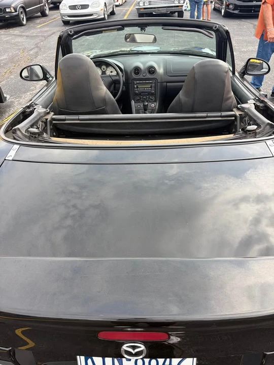 2001 Mazda NB MX-5 Miata - Image 3 of 5
