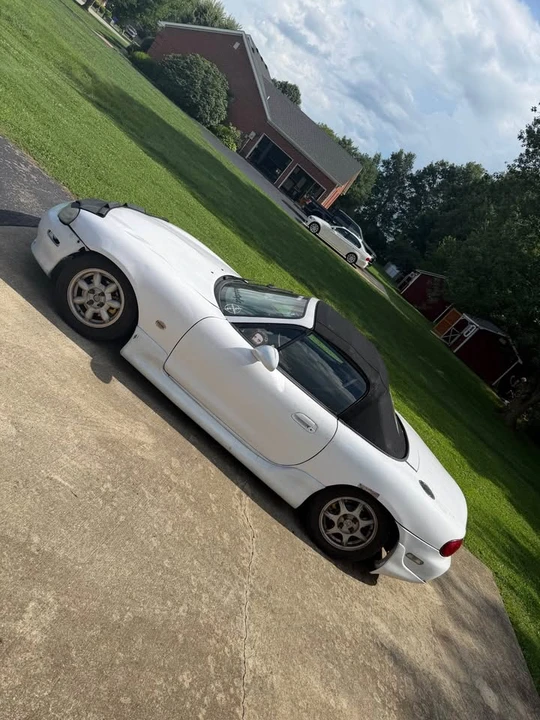 2001 Mazda NB MX-5 Miata - Image 3 of 5