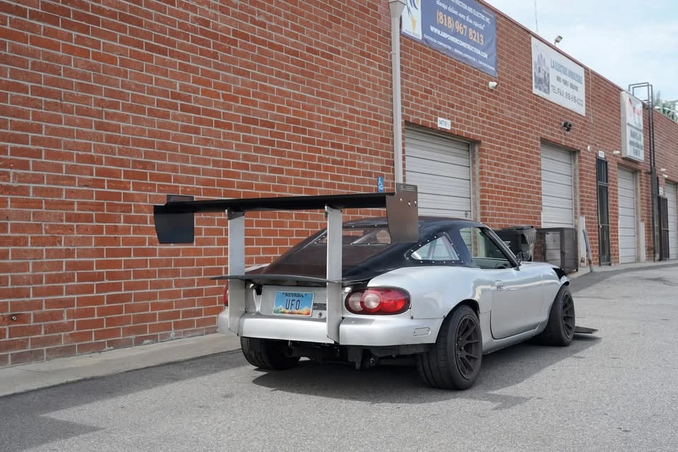 2001 Mazda NB MX-5 Miata - Image 3 of 15