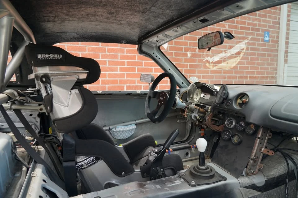 2001 Mazda NB MX-5 Miata - Image 5 of 15