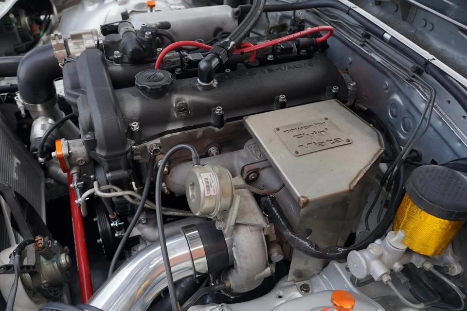 2001 Mazda NB MX-5 Miata - Image 11 of 15