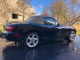 2001 Mazda NB MX-5 Miata - Image 2 of 13