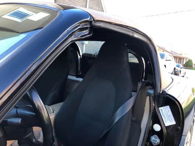 2001 Mazda NB MX-5 Miata - Image 12 of 13