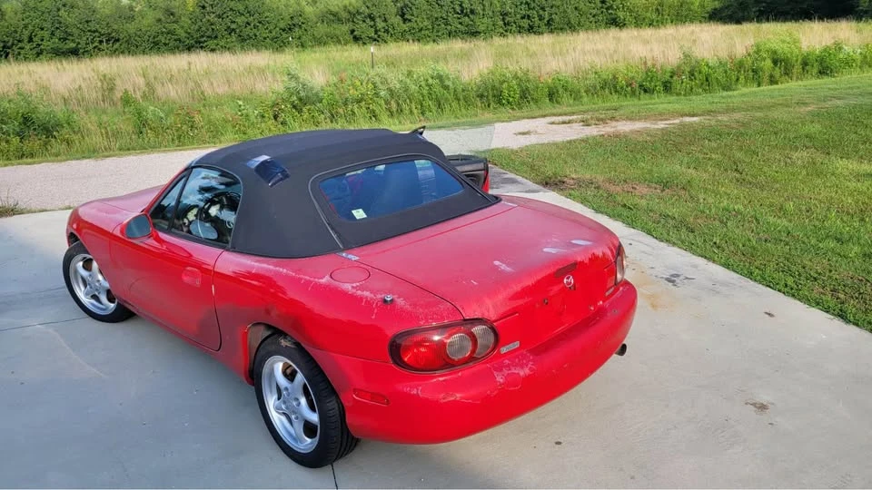 2001 Mazda NB MX-5 Miata - Image 4 of 16