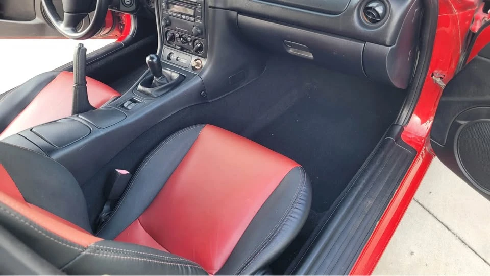 2001 Mazda NB MX-5 Miata - Image 8 of 16