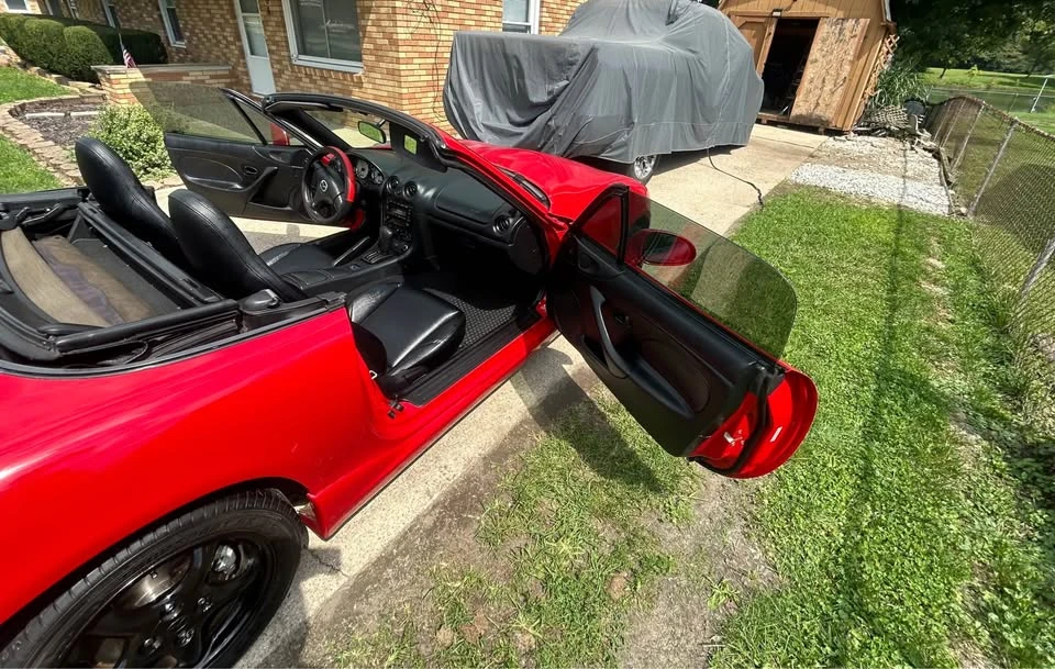 2001 Mazda NB MX-5 Miata - Image 18 of 19