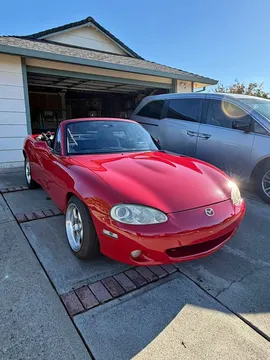 2001 Mazda MX-5 Club Sport Convertible 2D