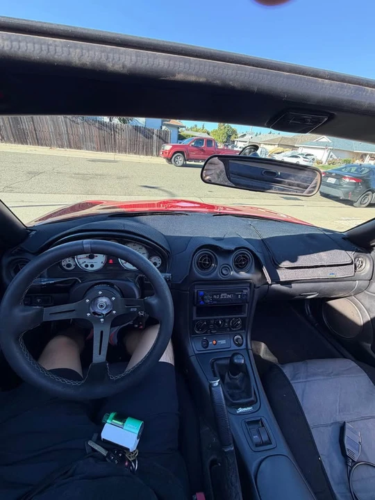 2001 Mazda NB MX-5 Miata - Image 8 of 11