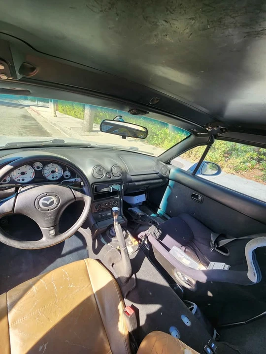 2001 Mazda NB MX-5 Miata - Image 13 of 15