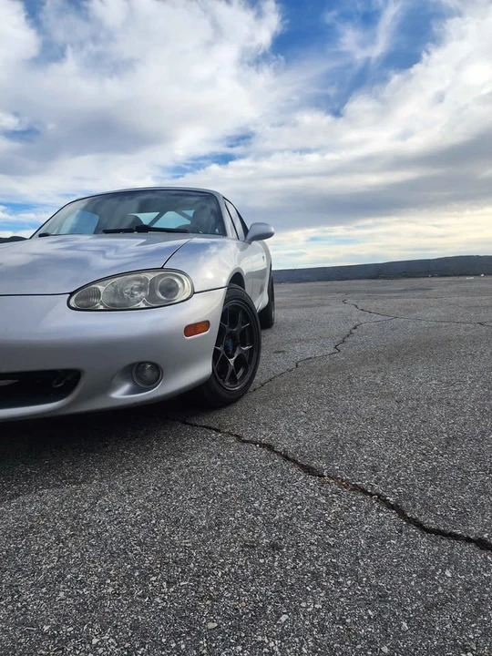 2001 Mazda NB MX-5 Miata - Image 3 of 15