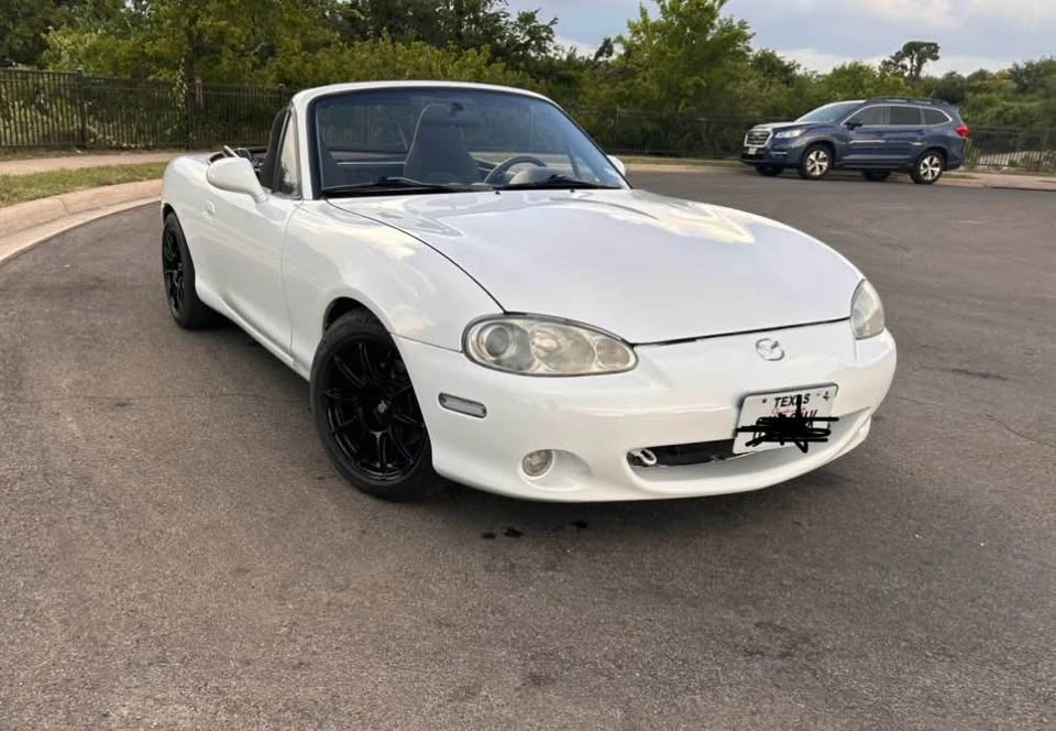 2001 Mazda NB MX-5 Miata - Image 2 of 15