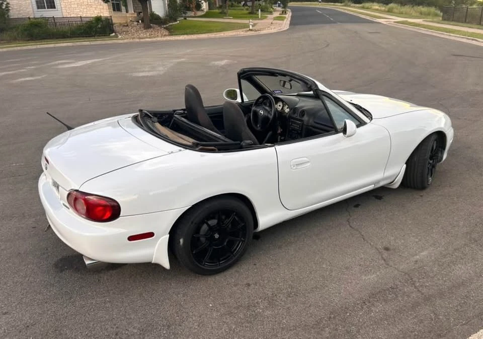 2001 Mazda NB MX-5 Miata - Image 7 of 15