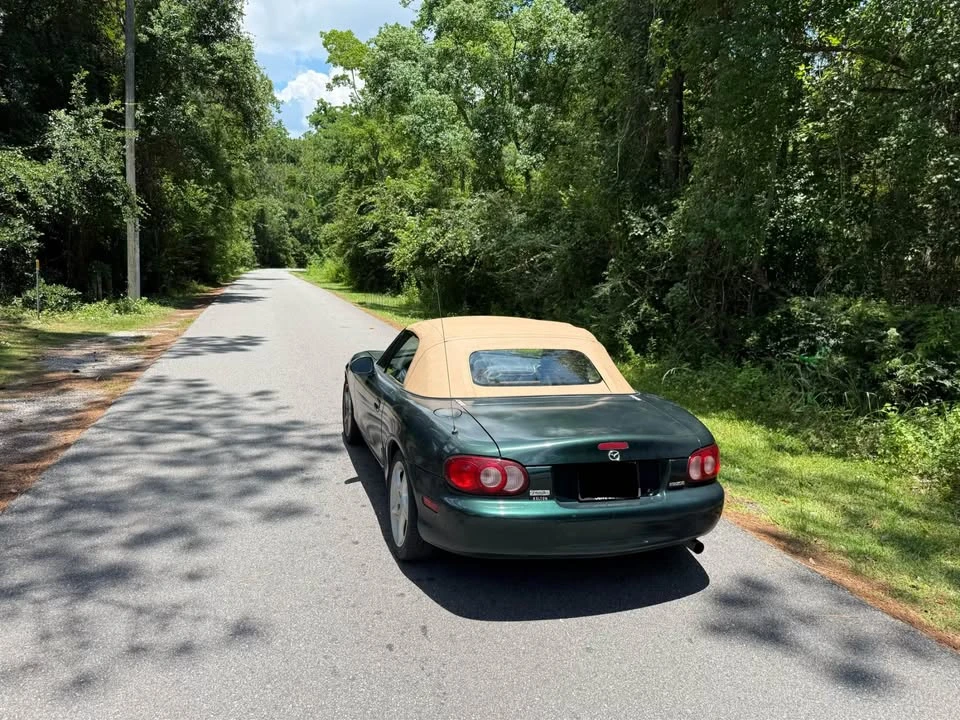 2001 Mazda NB MX-5 Miata - Image 5 of 6
