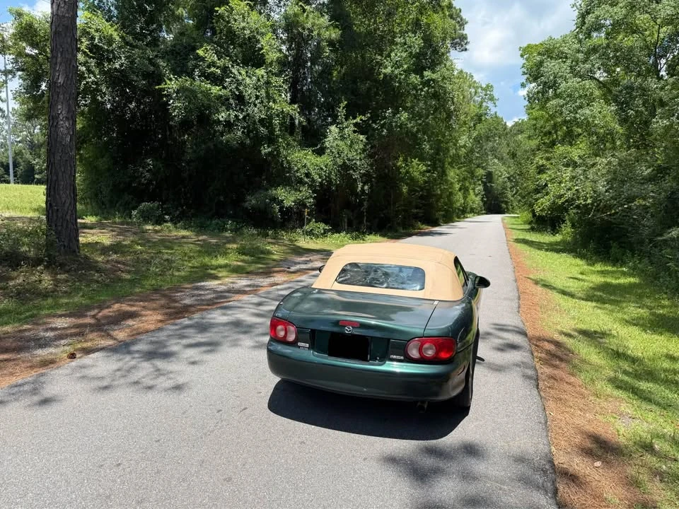 2001 Mazda NB MX-5 Miata - Image 6 of 6