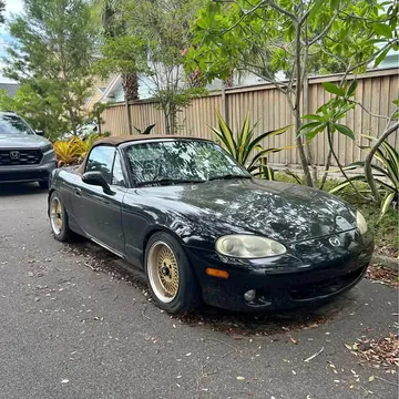 2001 Mazda MX-5 Convertible 2D