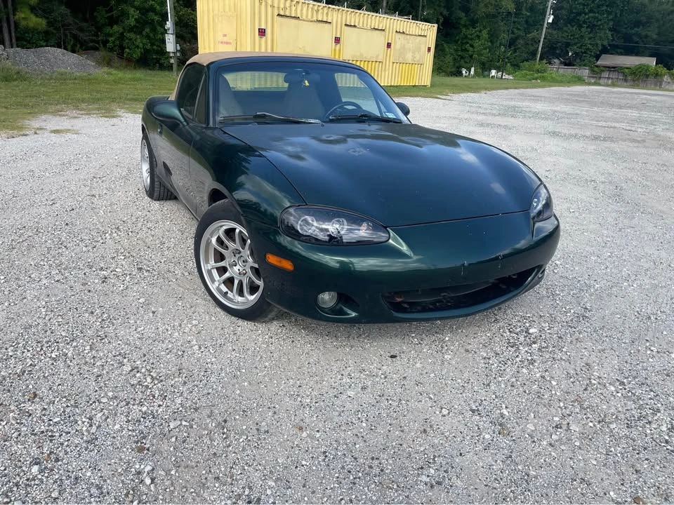 2001 Mazda NB MX-5 Miata - Image 2 of 13