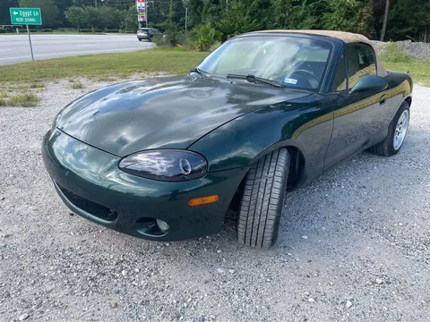2001 Mazda MX-5 Convertible 2D