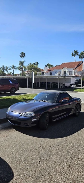 2001 Mazda NB MX-5 Miata - Image 10 of 11