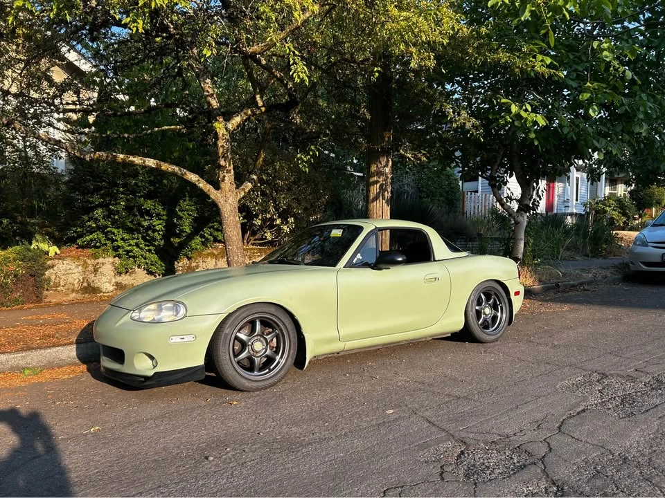 2001 Mazda NB MX-5 Miata - Image 2 of 12