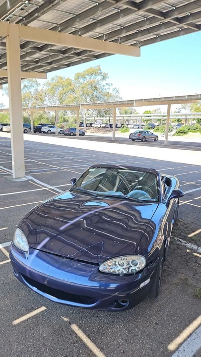 2001 Mazda NB MX-5 Miata - Image 5 of 11