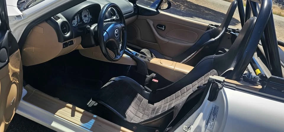 2001 Mazda NB MX-5 Miata - Image 11 of 20