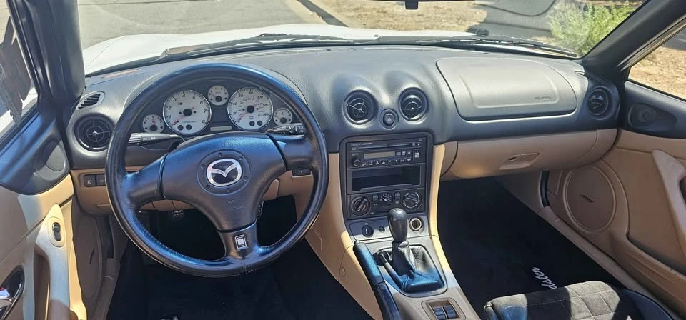 2001 Mazda NB MX-5 Miata - Image 18 of 20