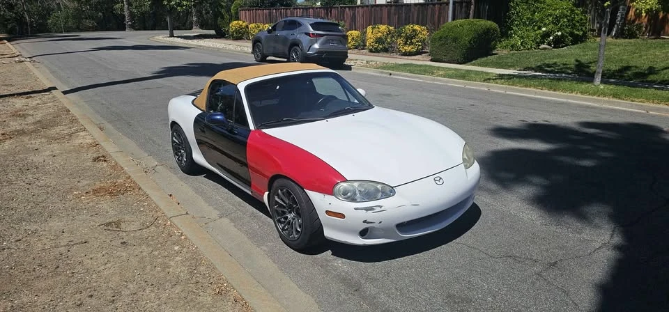 2001 Mazda NB MX-5 Miata - Image 4 of 20