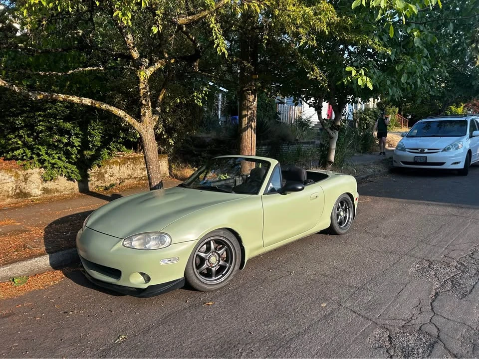 2001 Mazda NB MX-5 Miata - Image 8 of 12