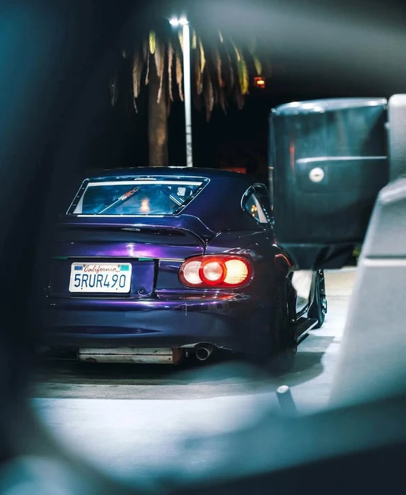 2001 Mazda NB MX-5 Miata - Image 4 of 16