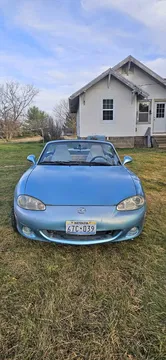 2001 Mazda MX-5 Convertible 2D