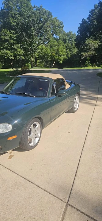 2001 Mazda NB MX-5 Miata - Image 9 of 15