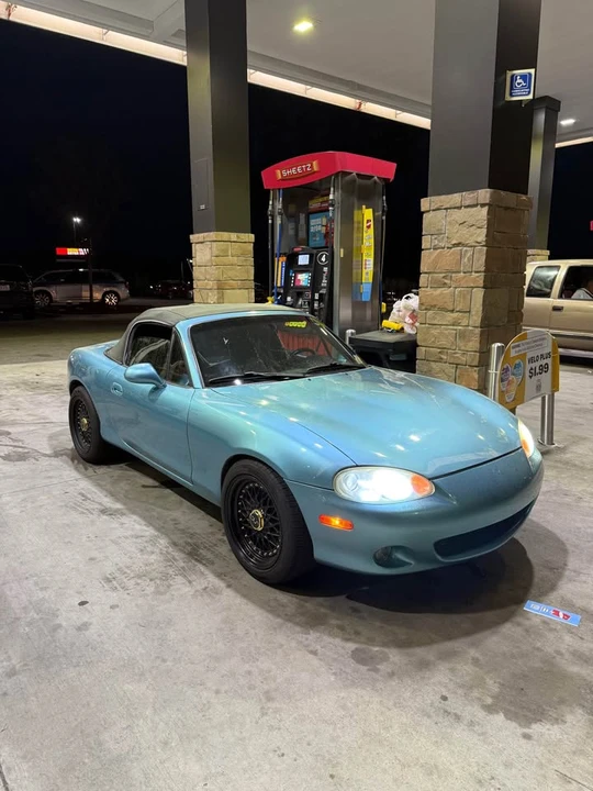 2001 Mazda NB MX-5 Miata - Image 13 of 14