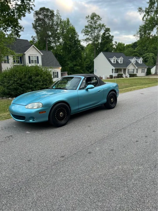 2001 Mazda NB MX-5 Miata - Image 11 of 14