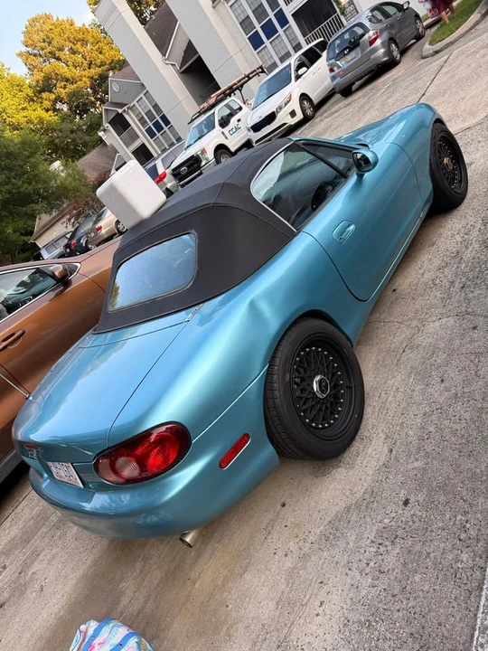 2001 Mazda NB MX-5 Miata - Image 5 of 14