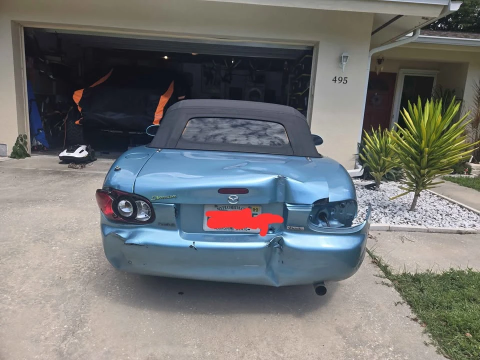 2001 Mazda NB MX-5 Miata - Image 5 of 17