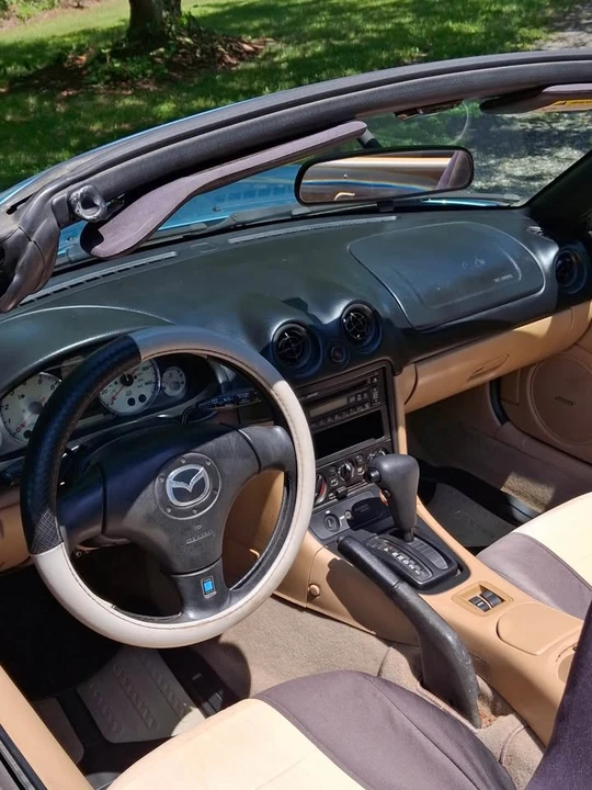 2001 Mazda NB MX-5 Miata - Image 8 of 9