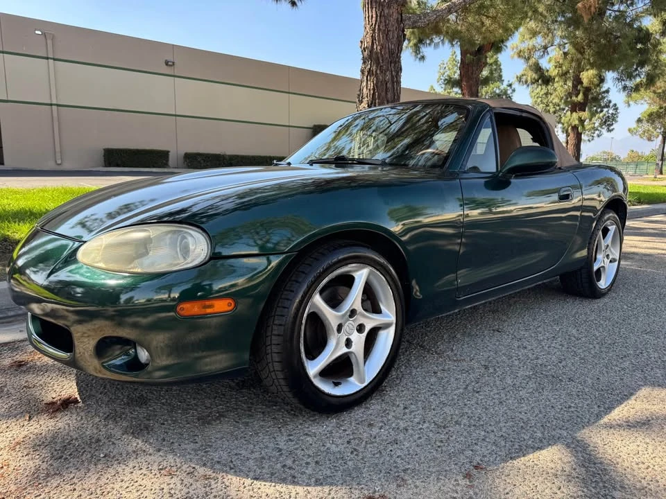 2001 Mazda NB MX-5 Miata - Image 2 of 10