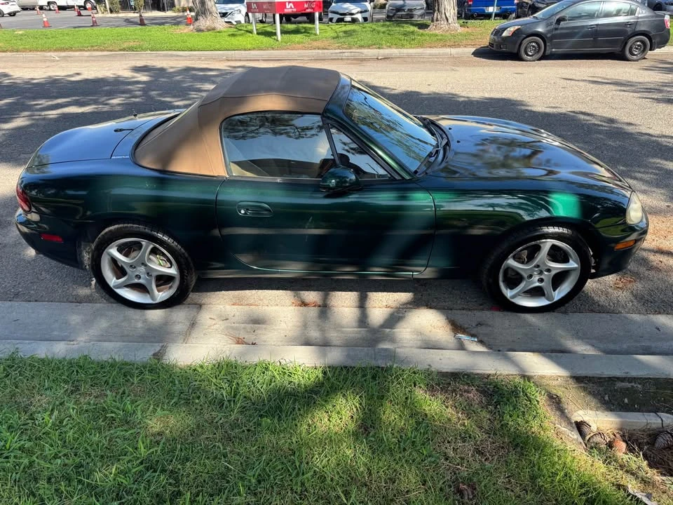 2001 Mazda NB MX-5 Miata - Image 4 of 10