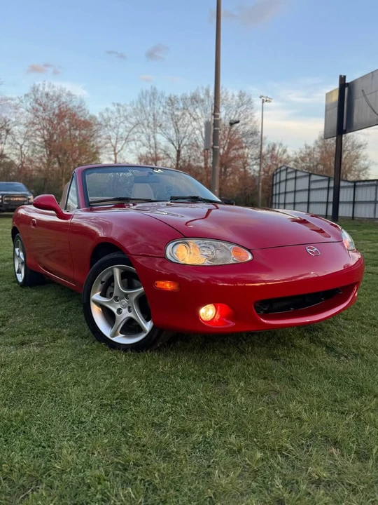 2001 Mazda NB MX-5 Miata - Image 11 of 20
