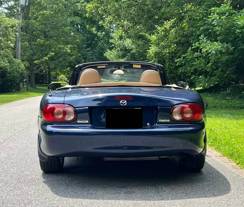 2001 Mazda NB MX-5 Miata - Image 8 of 18