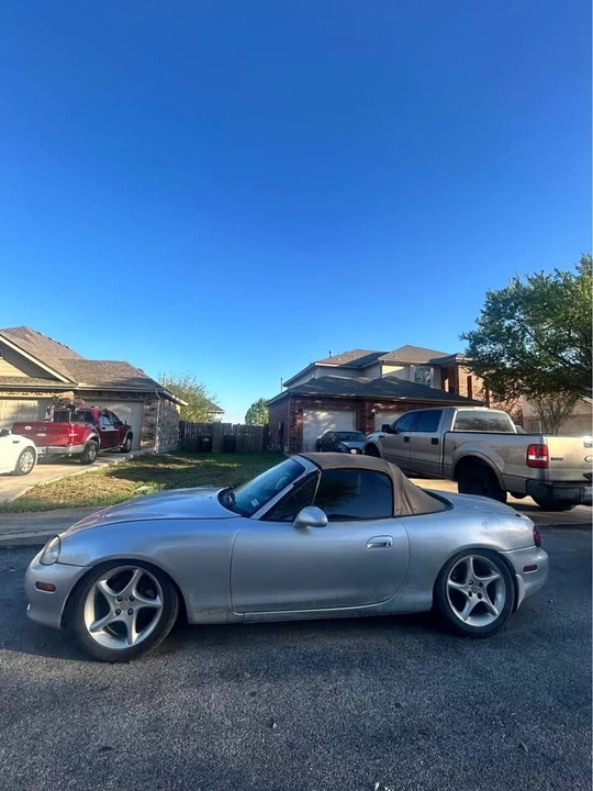 2001 Mazda NB MX-5 Miata - Image 5 of 6
