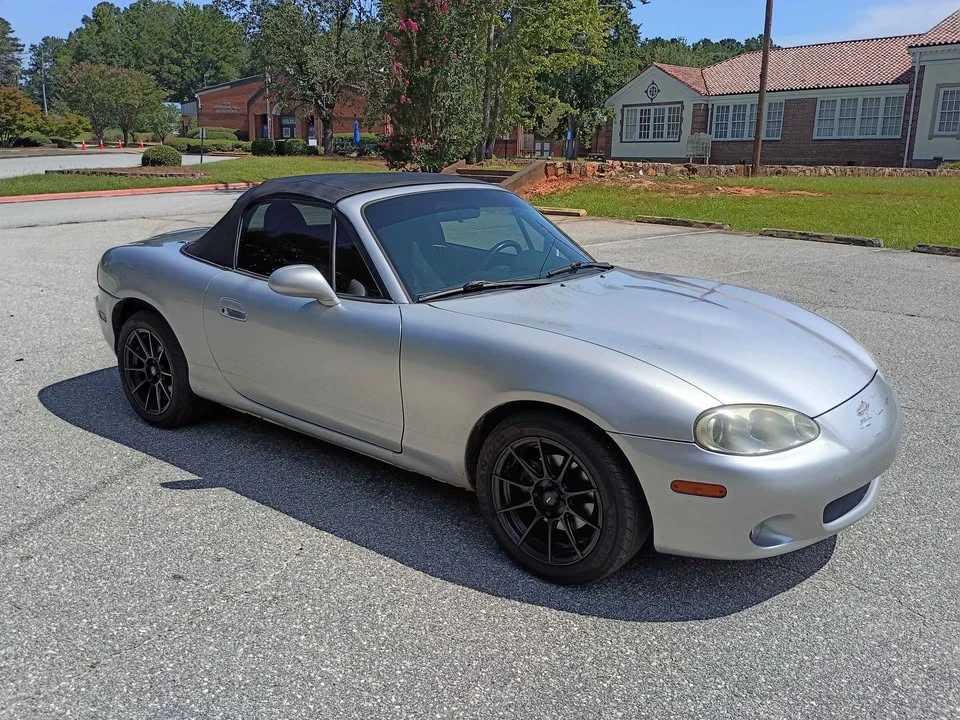 2001 Mazda NB MX-5 Miata - Image 3 of 12